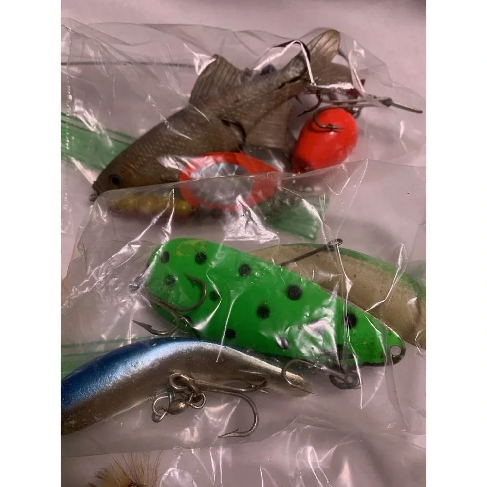 Large Lot Fishing Lures Used Erie Dearie Tadpolly Creek Chub Cordell Etc